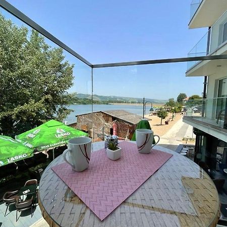 Lake View Tasic Veliko Gradiste Bagian luar foto